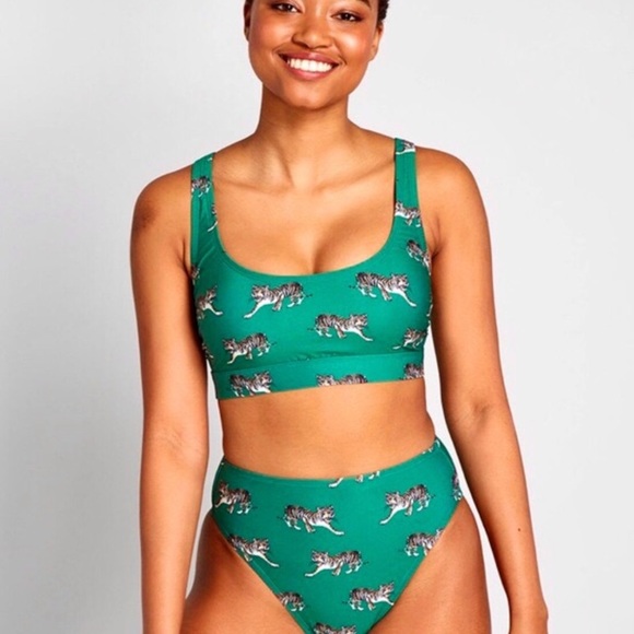 (B21) NEW ModCloth Emerald Green Tiger Print Bikini Top ONLY Cutout Back, Sz 1X - Picture 9 of 9